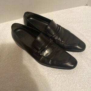 Hugo Boss Elegant Black Leather Loafers
